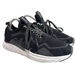 Zella Renewed Lifestyle Sneaker in Black